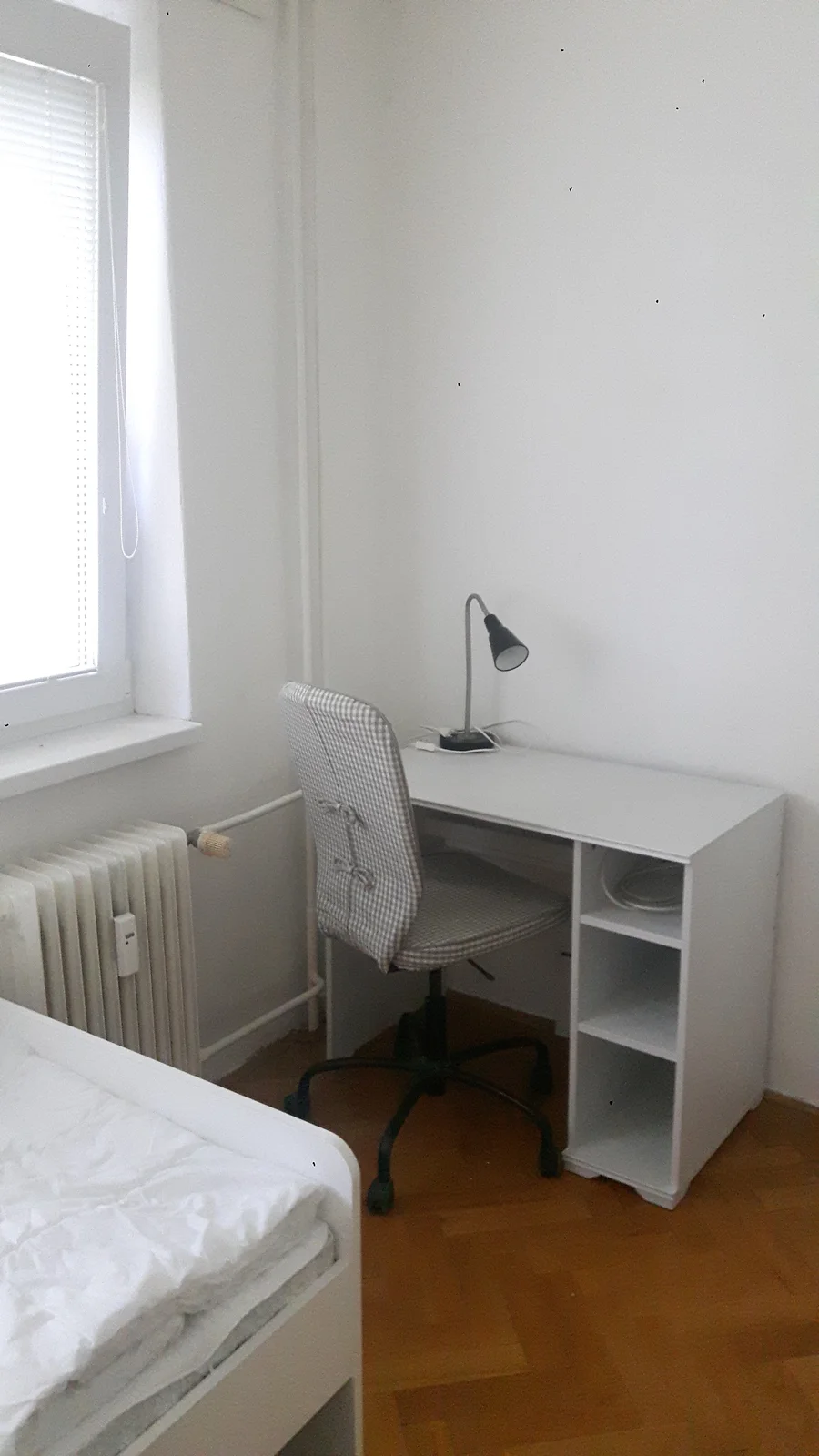 Ponukam ubytovanie pre dievcata - studentky 2