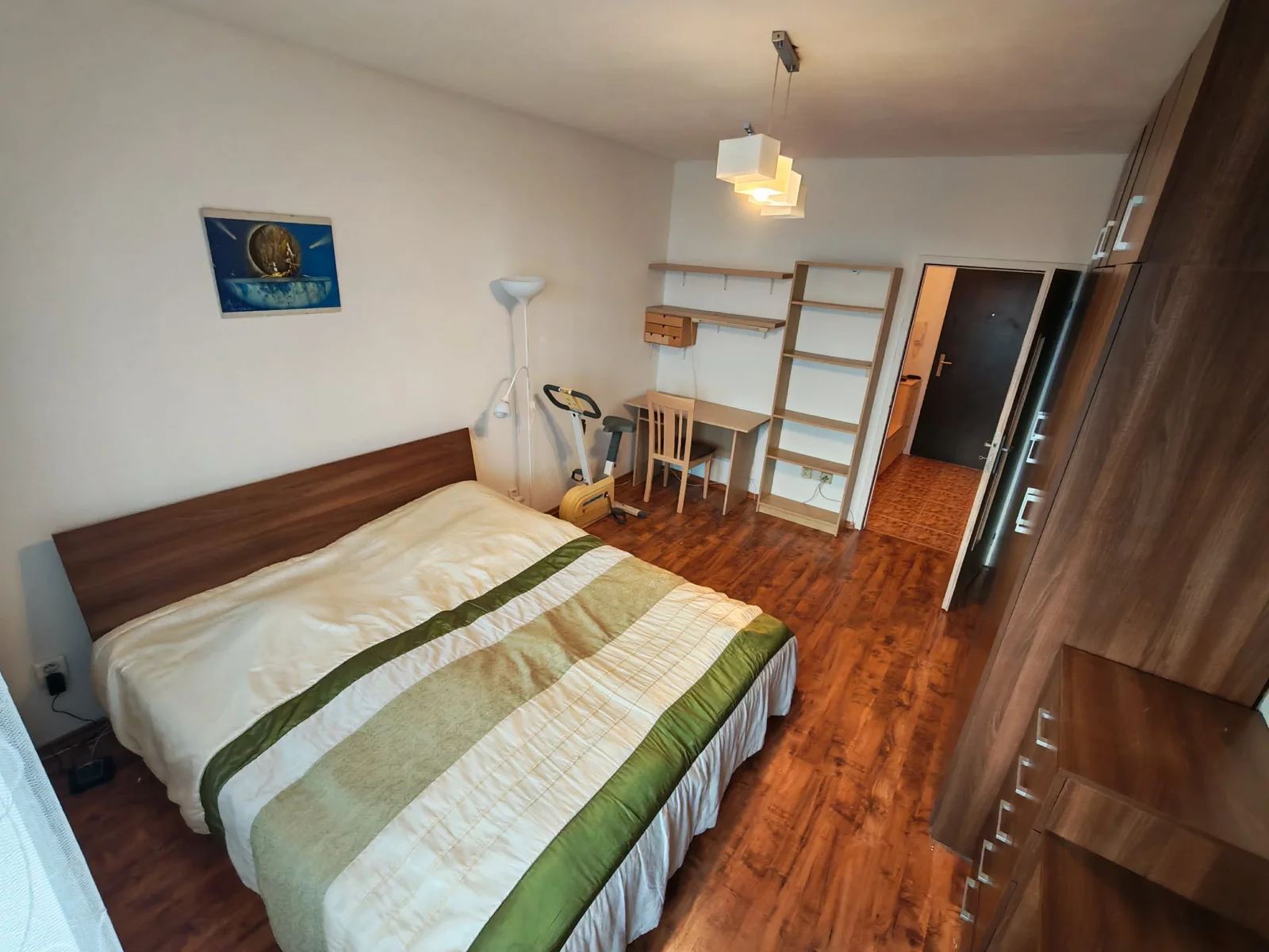 PRENÁJOM: Svetlý, kompletne zariadený 2-izbový byt na Družbe – Trnava