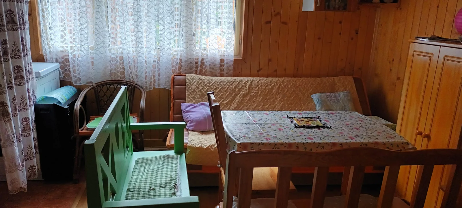 Prenájom chatky na Kováčovej pri ZV pre 5 os,aj cez víkendy. 4