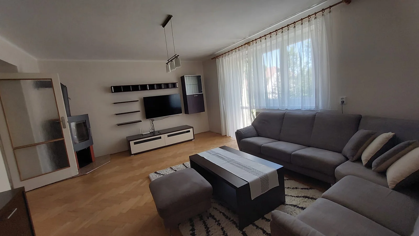 3 iz.byt Piešťany - pre 4 os.