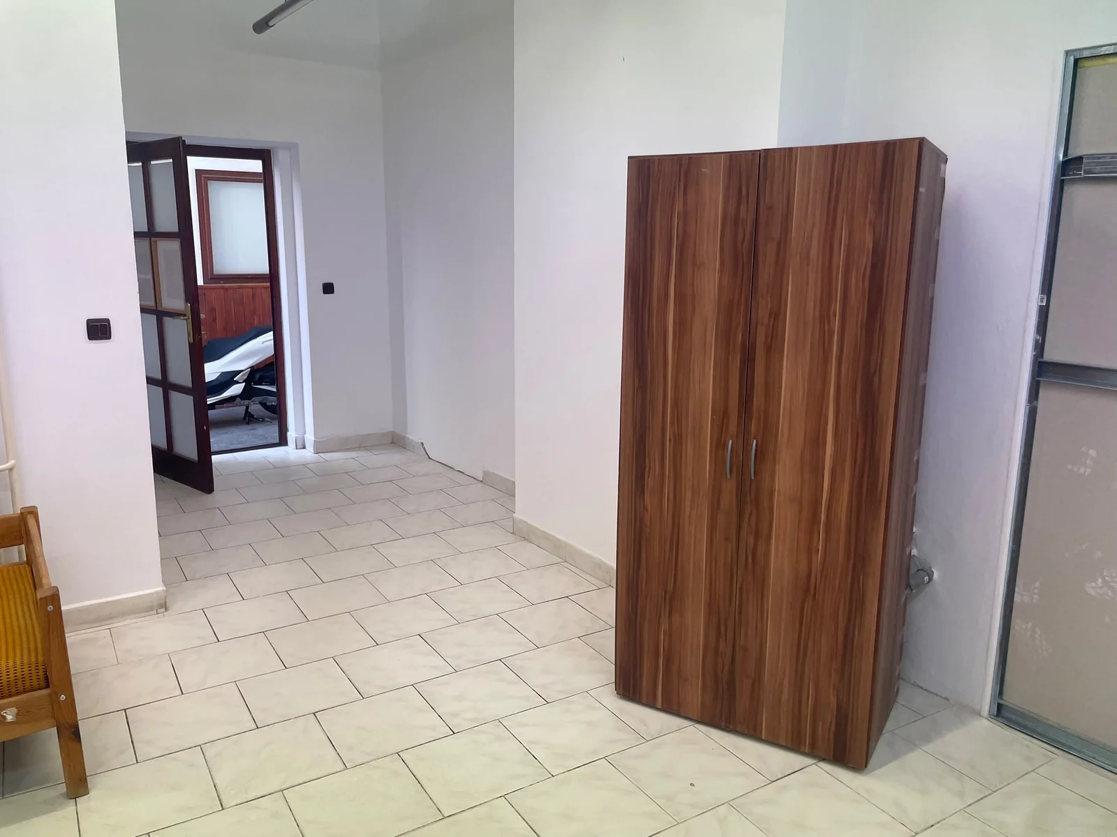 Výhodne prenájmem 1 izbový byt - Centrum NR 6